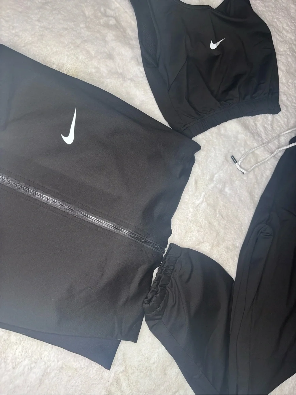 Nike Black Athletic Joggers 3 piece set - Picture 3 of 4